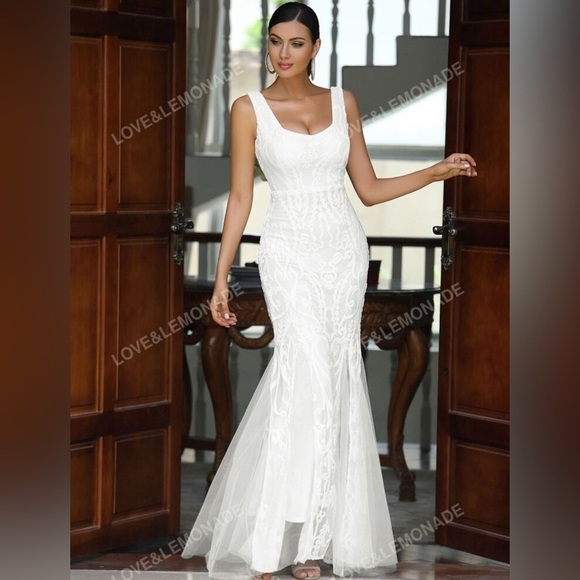 LOVE&LEMONADE Mermaid Hem Mesh Sequin Formal Gown Wedding Dress Size S - Picture 3 of 5